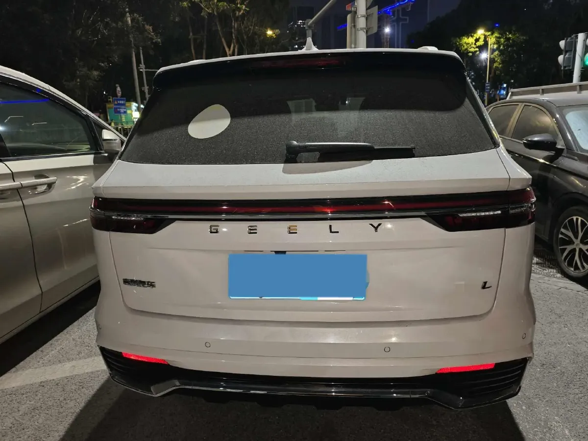 2024 Geely Monjaro 2.0T 218HP L4 7DCT,autocango,china used car exporter,china ev exporter,chinese used car exporter,chinese used ev exporter