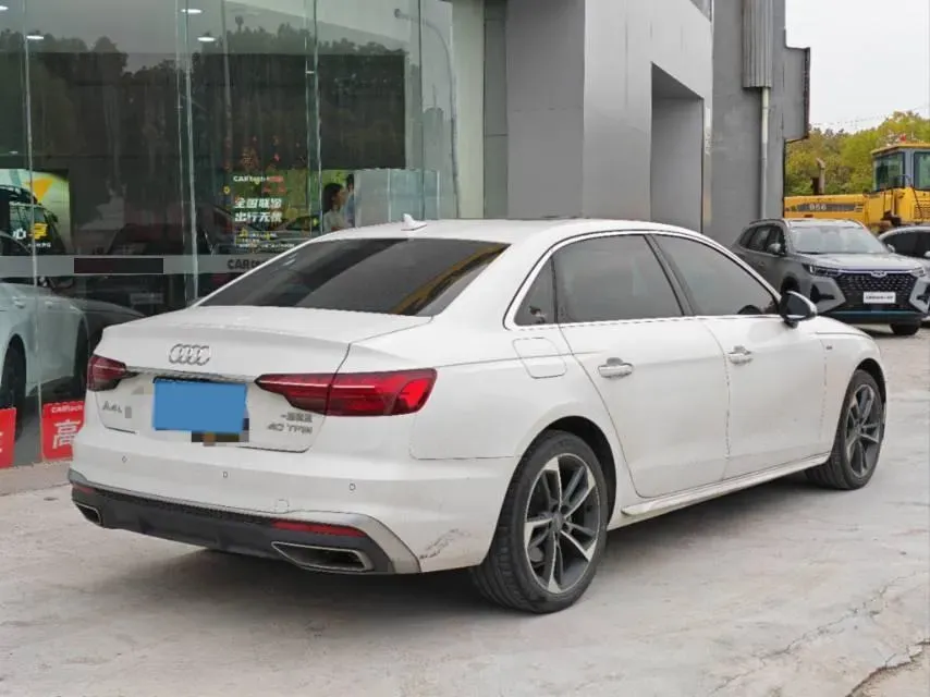 2020 Audi A4L 2.0T 190HP L4 7DCT,autocango,china used car exporter,china ev exporter,chinese used car exporter,chinese used ev exporter