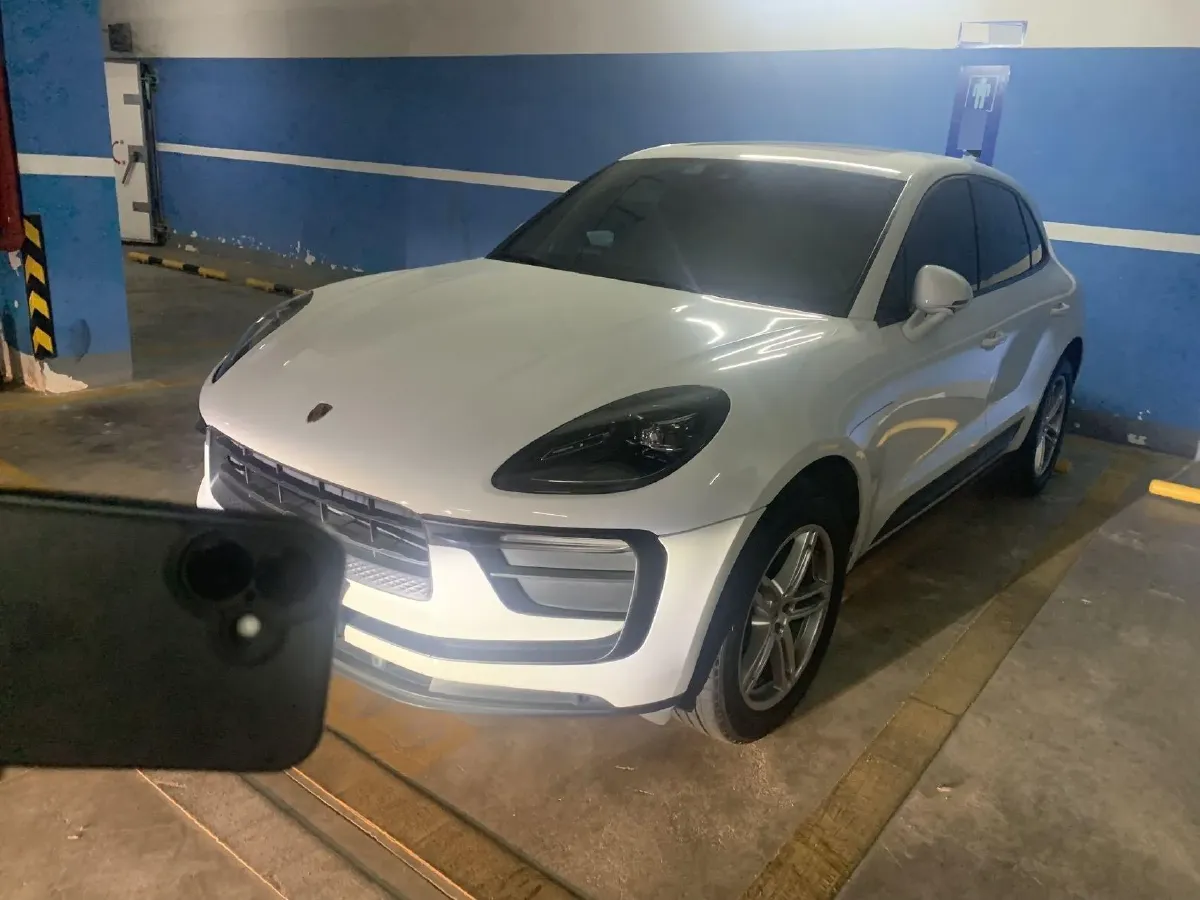 2023 Porsche Macan 2.0T 265HP L4 7DCT,autocango,china used car exporter,china ev exporter,chinese used car exporter,chinese used ev exporter