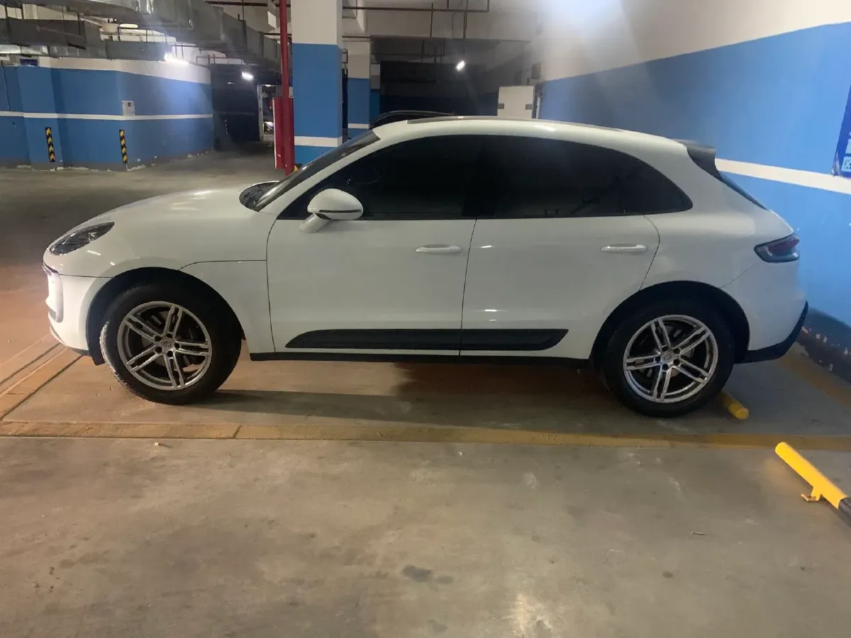 2023 Porsche Macan 2.0T 265HP L4 7DCT,autocango,china used car exporter,china ev exporter,chinese used car exporter,chinese used ev exporter