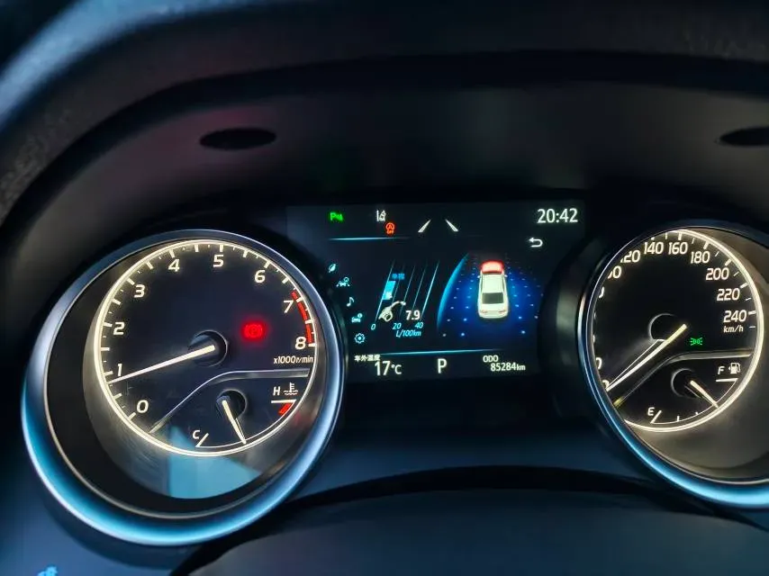 2021 Toyota Camry 2.0L 178HP L4 CVT,autocango,china used car exporter,china ev exporter,chinese used car exporter,chinese used ev exporter