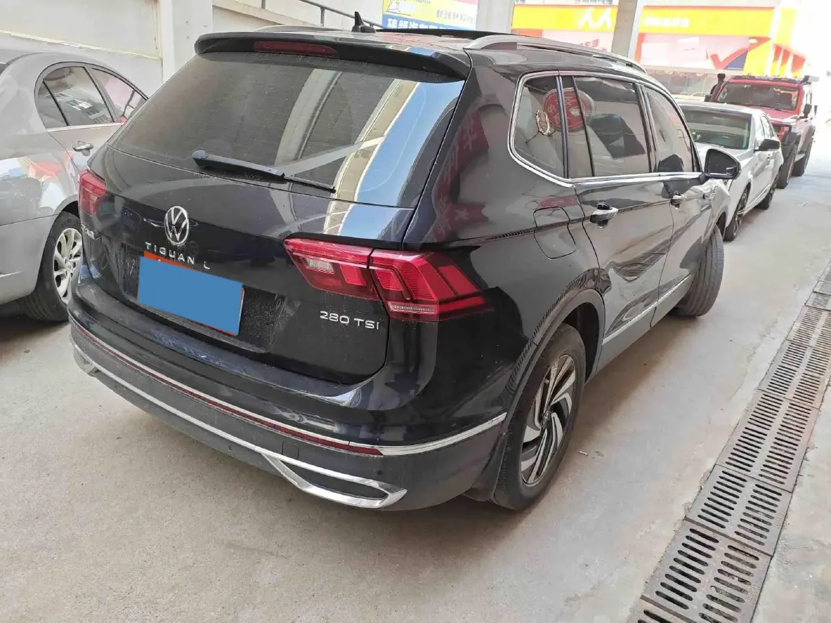 2023 Volkswagen Tiguan L 1.4T 150HP L4 7DCT,autocango,china used car exporter,china ev exporter,chinese used car exporter,chinese used ev exporter