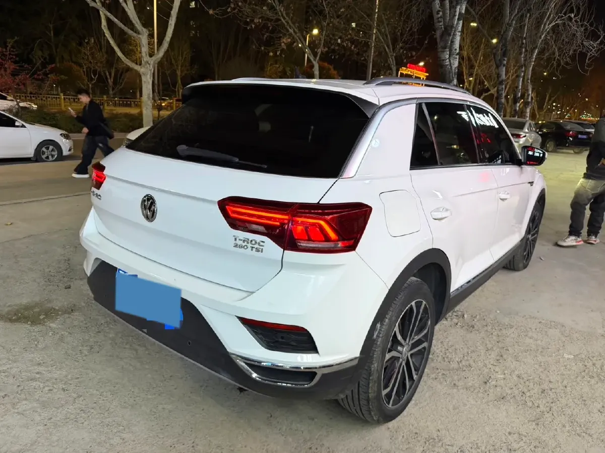 2019 Volkswagen T-Roc 1.4T 150HP L4 7DCT,autocango,china used car exporter,china ev exporter,chinese used car exporter,chinese used ev exporter