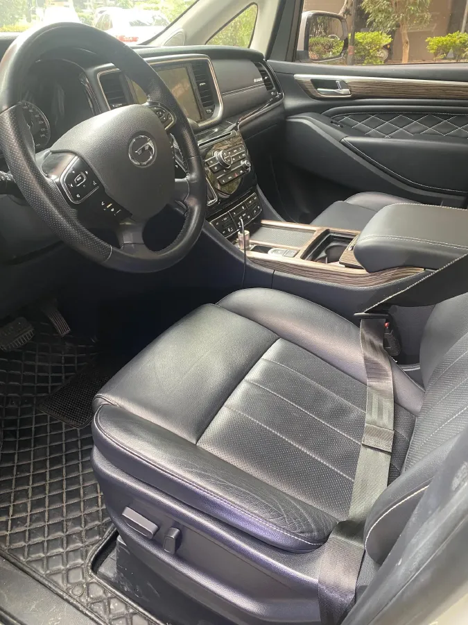 2020 GAC Trumpchi M8 2.0T 252HP L4 8AT,autocango,china used car exporter,china ev exporter,chinese used car exporter,chinese used ev exporter