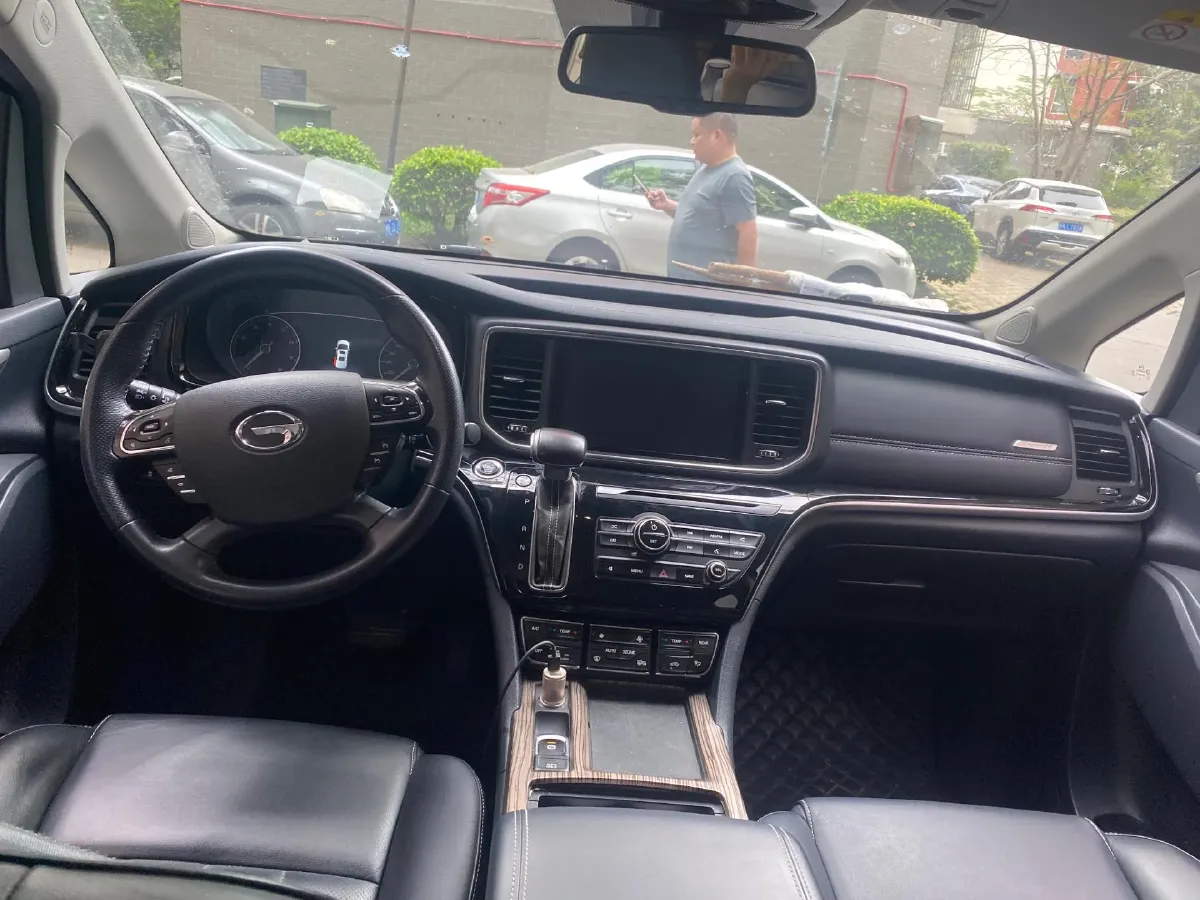 2020 GAC Trumpchi M8 2.0T 252HP L4 8AT,autocango,china used car exporter,china ev exporter,chinese used car exporter,chinese used ev exporter