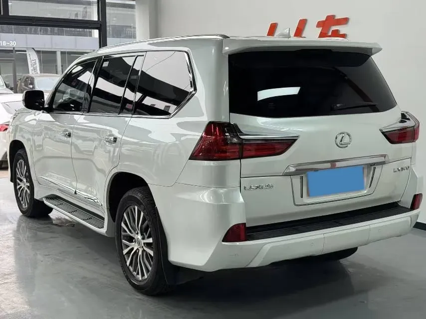 2019 Lexus LX 5.7L 367HP V8 8AT,autocango,china used car exporter,china ev exporter,chinese used car exporter,chinese used ev exporter