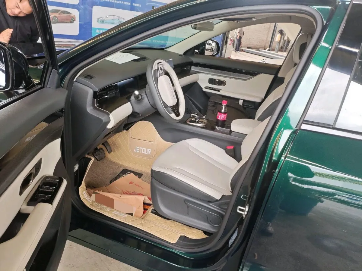 2023 Jetour DASHING 1.5T 156HP L4 6DCT,autocango,china used car exporter,china ev exporter,chinese used car exporter,chinese used ev exporter