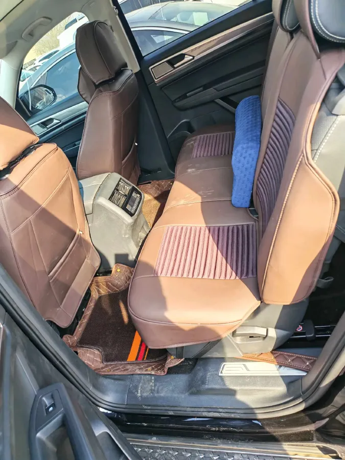 2019 Volkswagen Teramont 2.0T 186HP L4 7DCT,autocango,china used car exporter,china ev exporter,chinese used car exporter,chinese used ev exporter