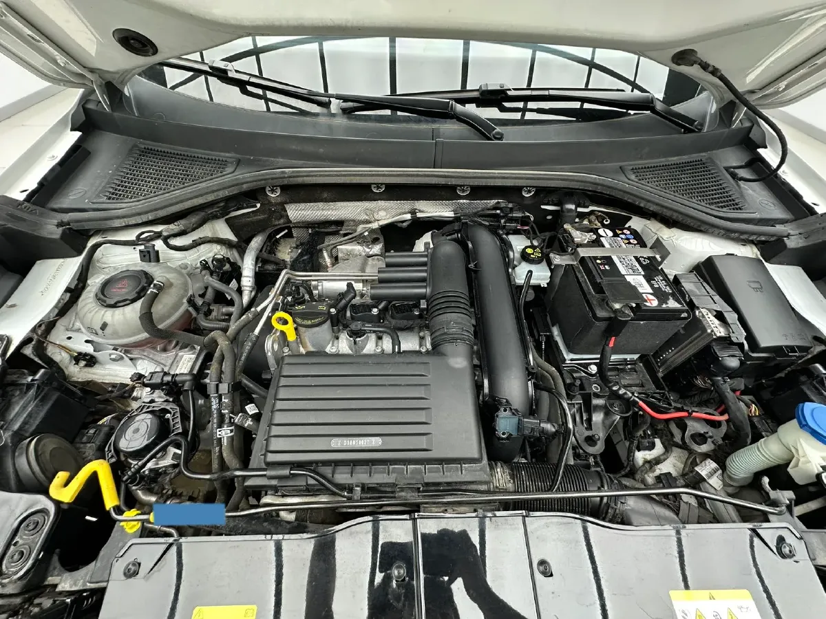 2022 Volkswagen T-Roc 1.4T 150HP L4 7DCT,autocango,china used car exporter,china ev exporter,chinese used car exporter,chinese used ev exporter