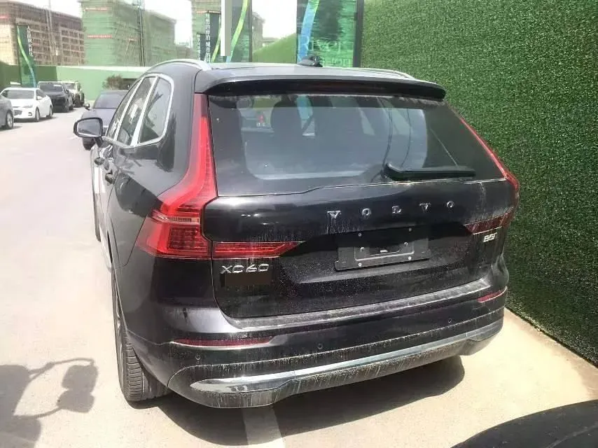 2026 Volvo XC60 2.0T 250HP L4 8AT,autocango,china used car exporter,china ev exporter,chinese used car exporter,chinese used ev exporter