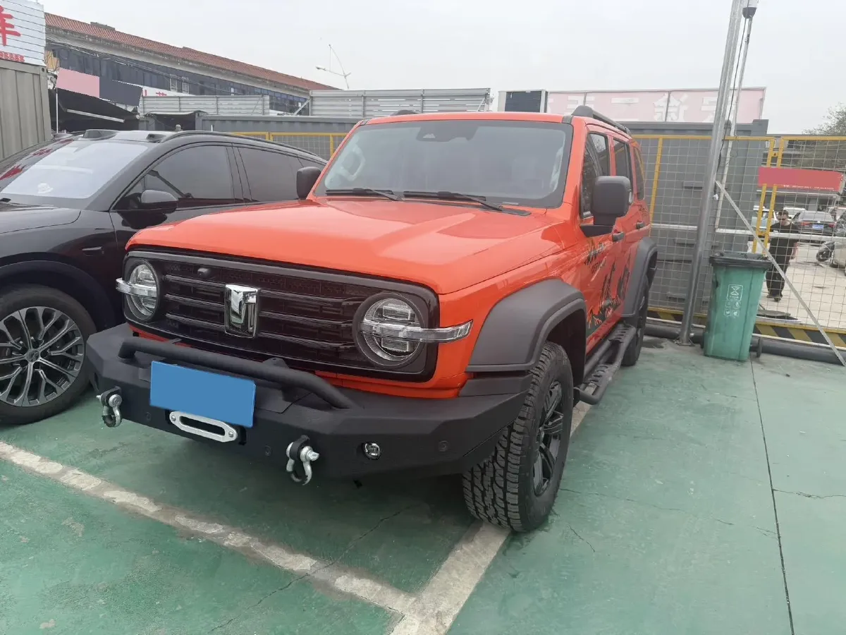 2021 Tank 300 2.0T 227HP L4 8AT,autocango,china used car exporter,china ev exporter,chinese used car exporter,chinese used ev exporter