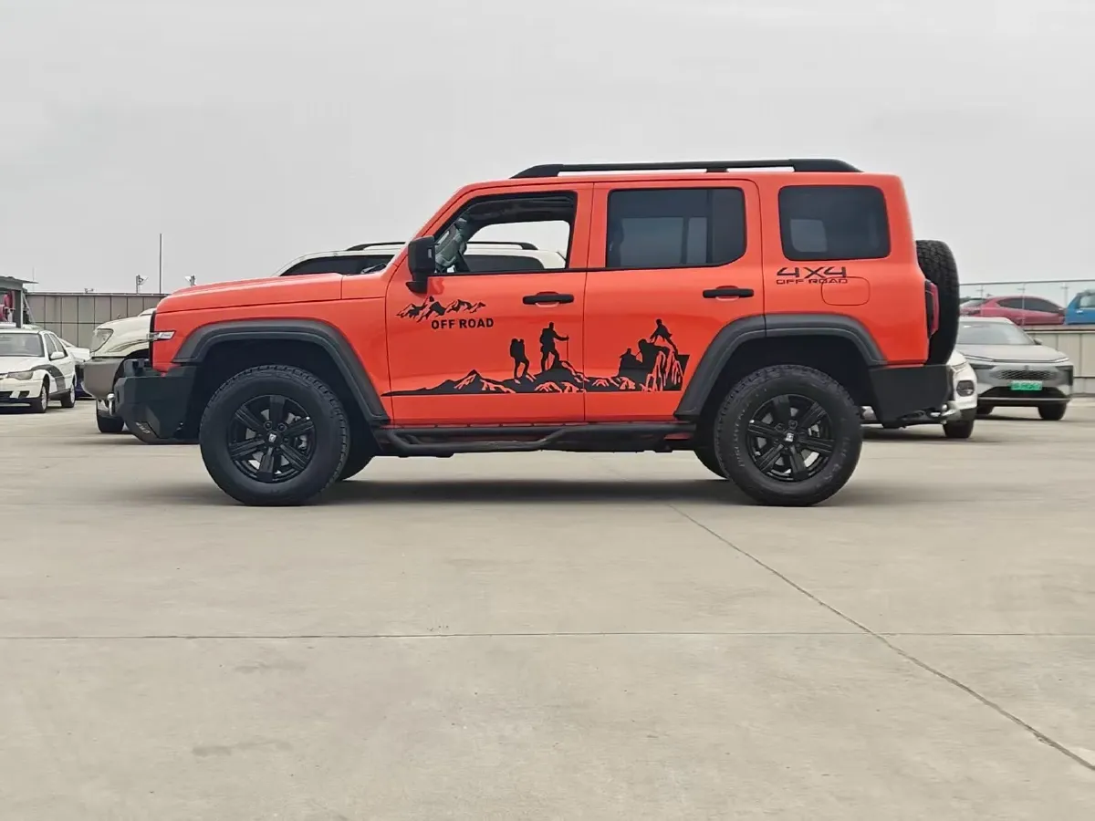 2021 Tank 300 2.0T 227HP L4 8AT,autocango,china used car exporter,china ev exporter,chinese used car exporter,chinese used ev exporter