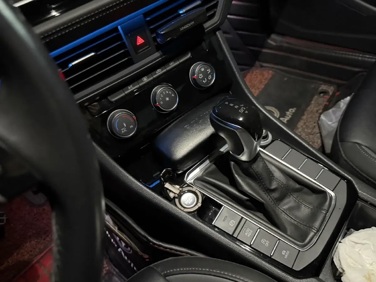 2020 Volkswagen Sagitar 1.4T 150HP L4 7DCT,autocango,china used car exporter,china ev exporter,chinese used car exporter,chinese used ev exporter