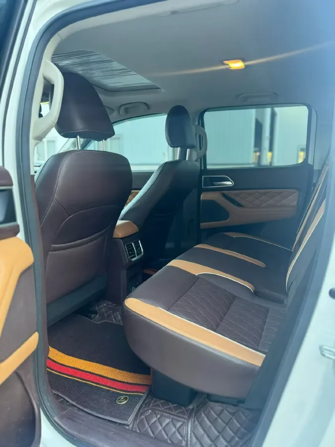 2022 ChangAn Oshan Cosmos 1.5T 178HP L4 7DCT,autocango,china used car exporter,china ev exporter,chinese used car exporter,chinese used ev exporter