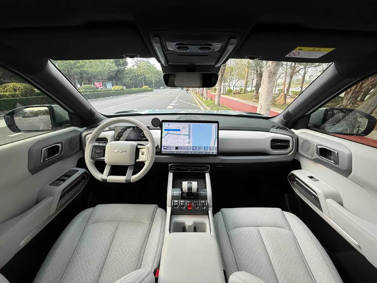 2025 FangChengBao Tai 3 BEV,autocango,china used car exporter,china ev exporter,chinese used car exporter,chinese used ev exporter