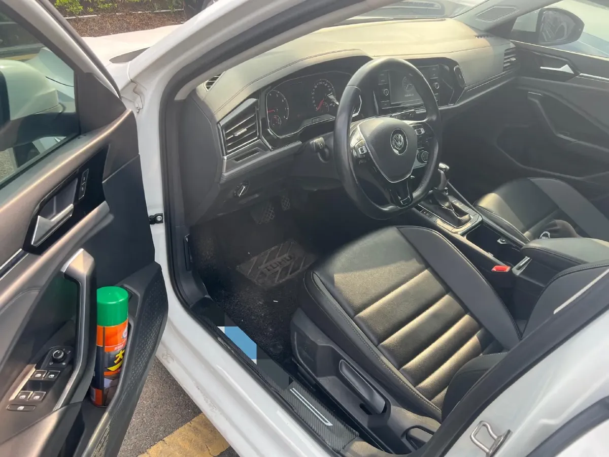 2019 Jeep Renegade 1.3T 173HP L4 7DCT,autocango,china used car exporter,china ev exporter,chinese used car exporter,chinese used ev exporter