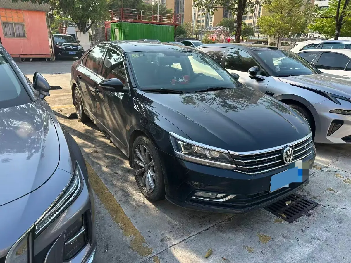2017 Volkswagen Passat 1.8T 180HP L4 7DCT,autocango,china used car exporter,china ev exporter,chinese used car exporter,chinese used ev exporter