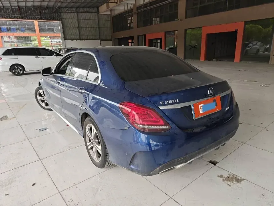 2021 Mercedes-Benz C Class 1.5T 184HP L4 9AT,autocango,china used car exporter,china ev exporter,chinese used car exporter,chinese used ev exporter