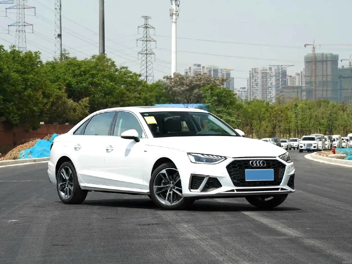2020 Audi A4L 2.0T 190HP L4 7DCT,autocango,china used car exporter,china ev exporter,chinese used car exporter,chinese used ev exporter