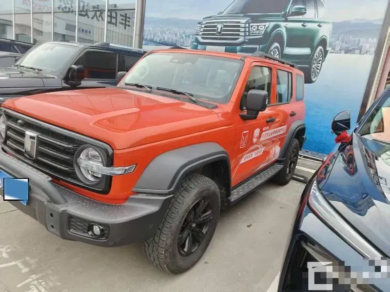 2025 Tank 300 2.0T 227HP L4 9AT,autocango,china used car exporter,china ev exporter,chinese used car exporter,chinese used ev exporter