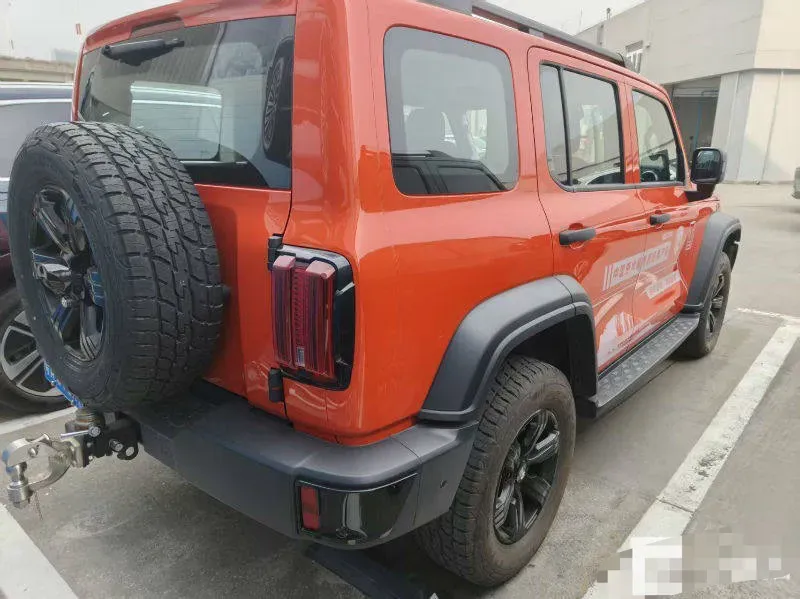 2025 Tank 300 2.0T 227HP L4 9AT,autocango,china used car exporter,china ev exporter,chinese used car exporter,chinese used ev exporter