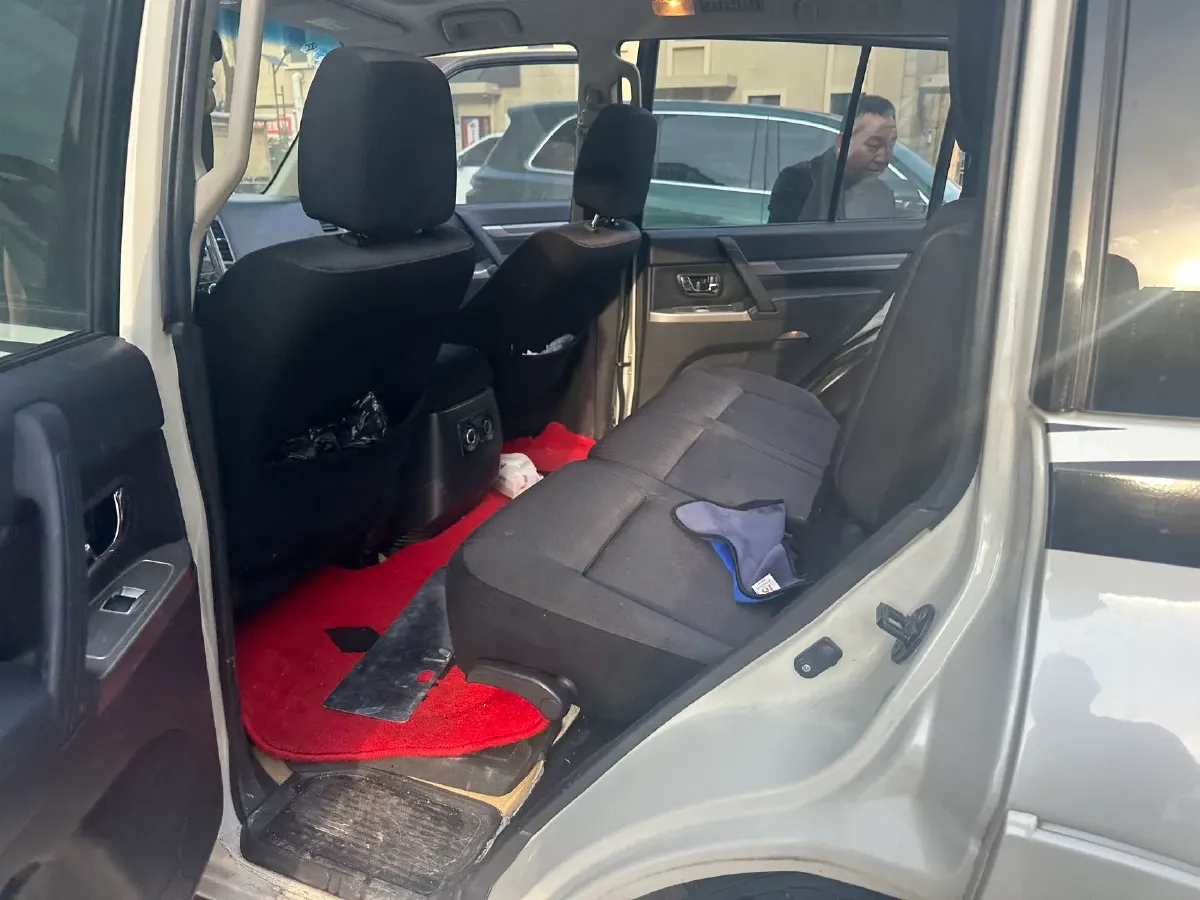 2018 Mitsubishi Pajero 3.0L 174HP V6 5AT,autocango,china used car exporter,china ev exporter,chinese used car exporter,chinese used ev exporter