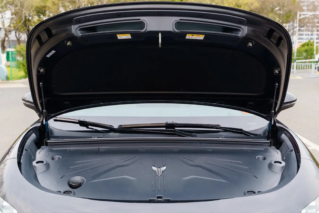 2024 Voyah ZhiYin BEV 79KWH,autocango,china used car exporter,china ev exporter,chinese used car exporter,chinese used ev exporter