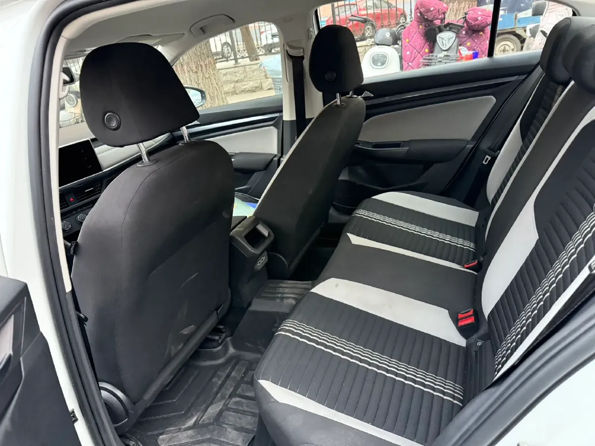 2023 Volkswagen Bora 1.2T 116HP L4 7DCT,autocango,china used car exporter,china ev exporter,chinese used car exporter,chinese used ev exporter