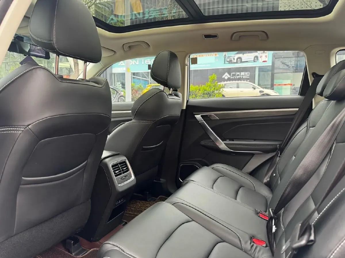 2020 Geely Azkarra 1.8T 184HP L4 7DCT,autocango,china used car exporter,china ev exporter,chinese used car exporter,chinese used ev exporter