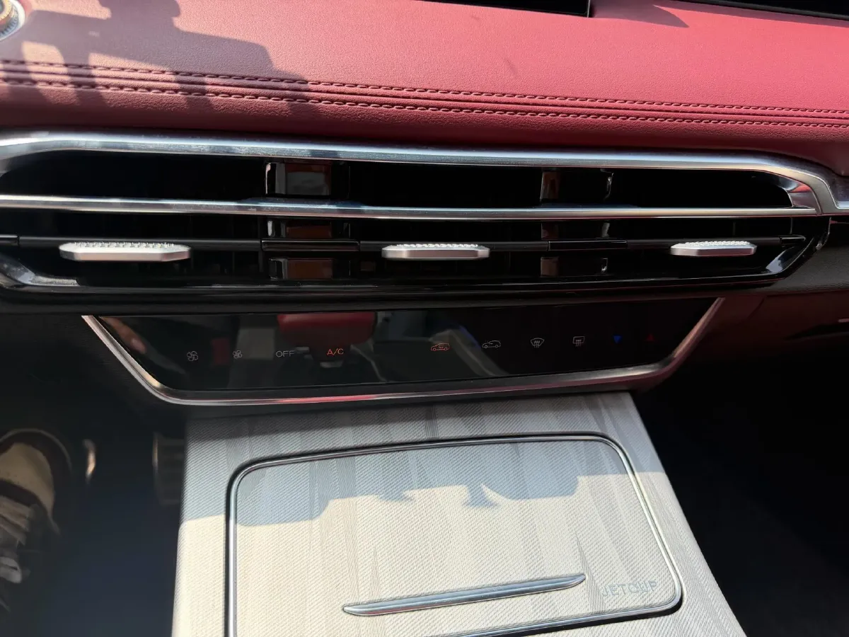 2023 Jetour X70 Plus 1.5T 156HP L4 6DCT,autocango,china used car exporter,china ev exporter,chinese used car exporter,chinese used ev exporter