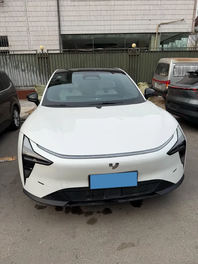 2023 Honda CR-V 2.0L 150HP L4 E-CVT PHEV 17.7KWH,autocango,china used car exporter,china ev exporter,chinese used car exporter,chinese used ev exporter