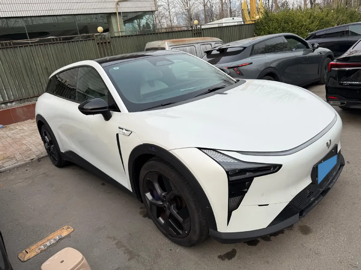 2023 Honda CR-V 2.0L 150HP L4 E-CVT PHEV 17.7KWH,autocango,china used car exporter,china ev exporter,chinese used car exporter,chinese used ev exporter