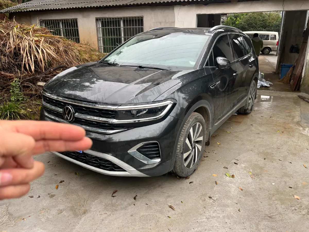 2021 Volkswagen Talagon 2.0T 220HP L4 7DCT,autocango,china used car exporter,china ev exporter,chinese used car exporter,chinese used ev exporter