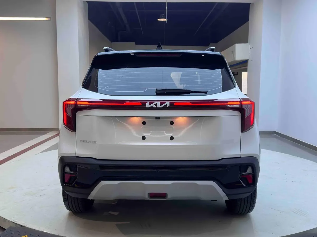2023 Kia Seltos 1.5L 115HP L4 CVT,autocango,china used car exporter,china ev exporter,chinese used car exporter,chinese used ev exporter