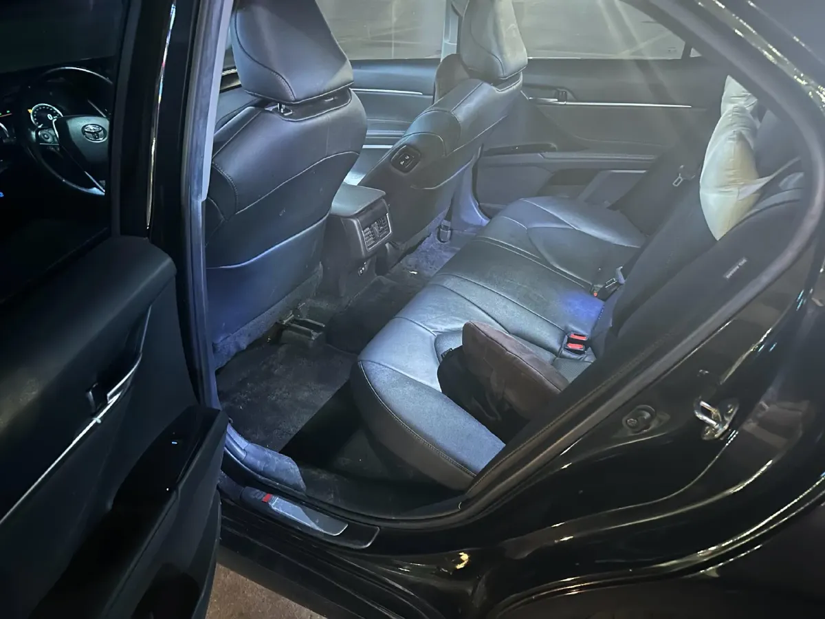 2023 Toyota Camry 2.5L 178HP L4 E-CVT Hybrid,autocango,china used car exporter,china ev exporter,chinese used car exporter,chinese used ev exporter