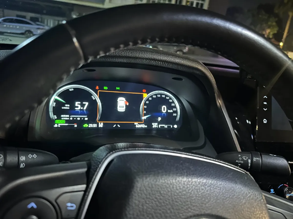 2023 Toyota Camry 2.5L 178HP L4 E-CVT Hybrid,autocango,china used car exporter,china ev exporter,chinese used car exporter,chinese used ev exporter