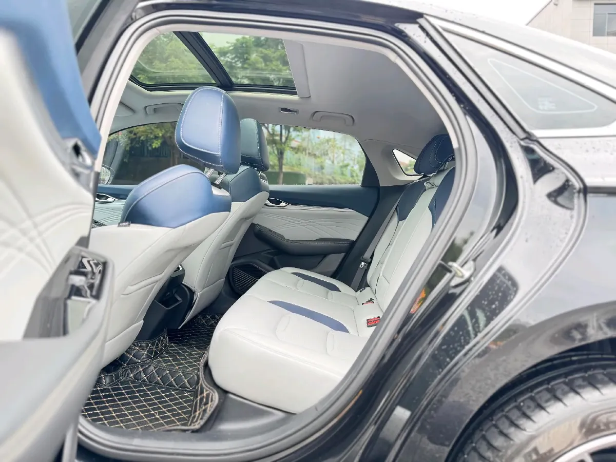 2021 Geely Preface 2.0T 190HP L4 7DCT,autocango,china used car exporter,china ev exporter,chinese used car exporter,chinese used ev exporter