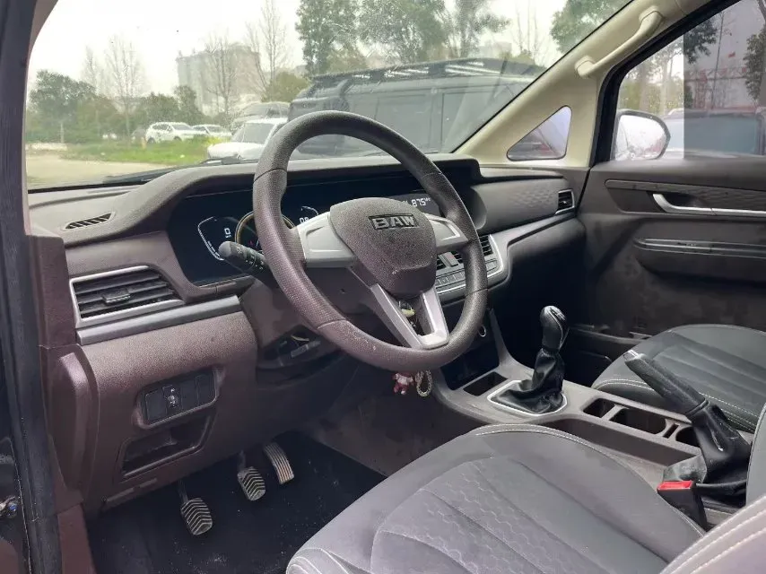 2023 BAW RuiSheng Trump M7 1.6L 124HP L4 5MT,autocango,china used car exporter,china ev exporter,chinese used car exporter,chinese used ev exporter