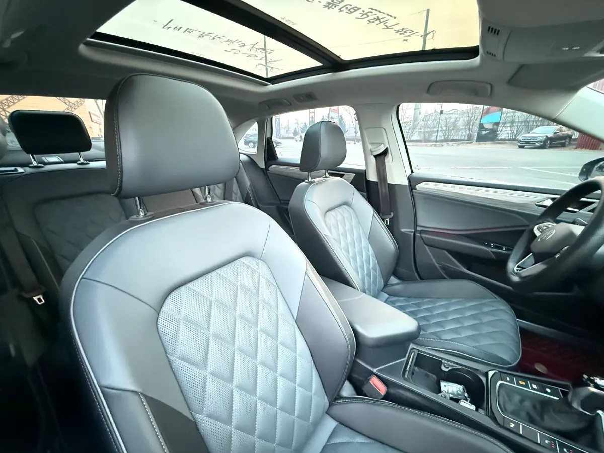 2023 Volkswagen Sagitar 1.4T 150HP L4 7DCT,autocango,china used car exporter,china ev exporter,chinese used car exporter,chinese used ev exporter