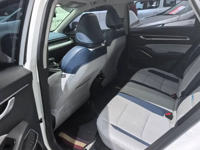 2022 Geely Emgrand 1.5L 114HP L4 CVT,autocango,china used car exporter,china ev exporter,chinese used car exporter,chinese used ev exporter