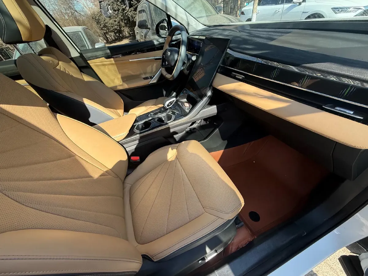 2023 Geely StarRay 1.5T 181HP L4 7DCT,autocango,china used car exporter,china ev exporter,chinese used car exporter,chinese used ev exporter