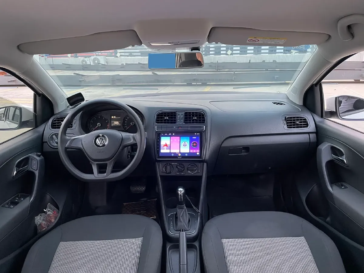 2016 Volkswagen Polo 1.4L 90HP L4 6AT,autocango,china used car exporter,china ev exporter,chinese used car exporter,chinese used ev exporter