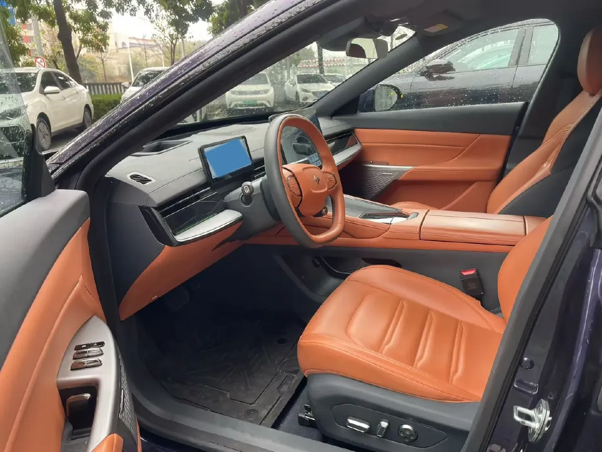 2024 DongFeng eπ eπ007 REEV 105HP REEV 28.4KWH,autocango,china used car exporter,china ev exporter,chinese used car exporter,chinese used ev exporter