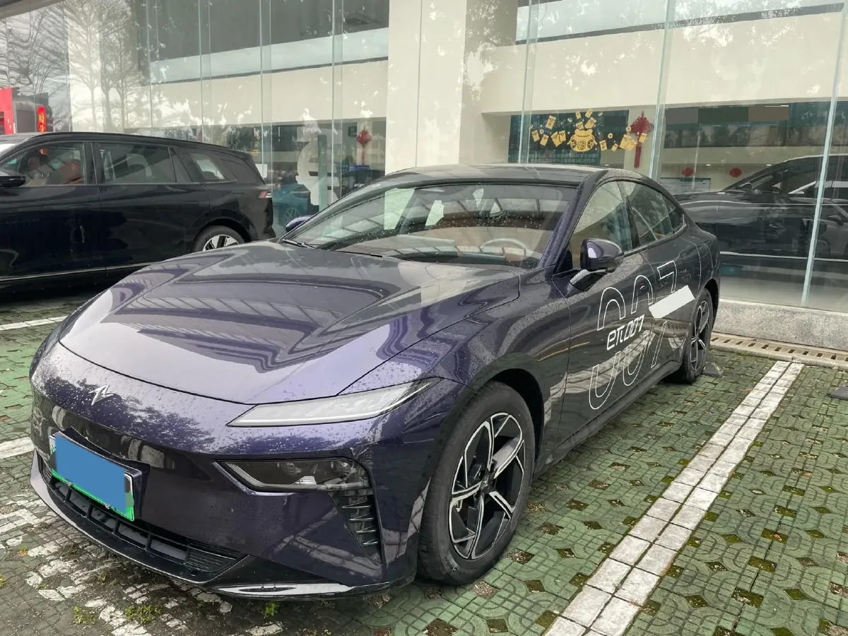 2024 DongFeng eπ eπ007 REEV 105HP REEV 28.4KWH,autocango,china used car exporter,china ev exporter,chinese used car exporter,chinese used ev exporter