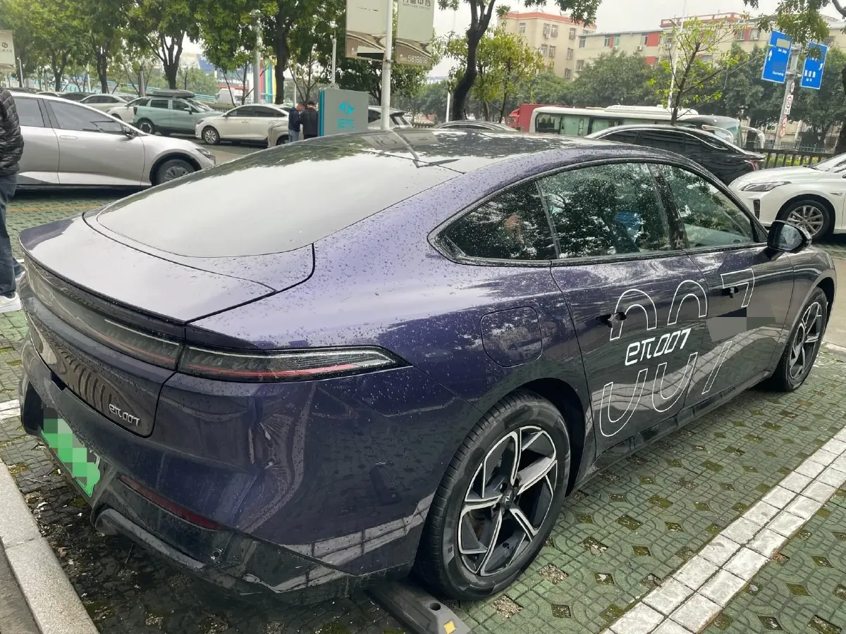 2024 DongFeng eπ eπ007 REEV 105HP REEV 28.4KWH,autocango,china used car exporter,china ev exporter,chinese used car exporter,chinese used ev exporter