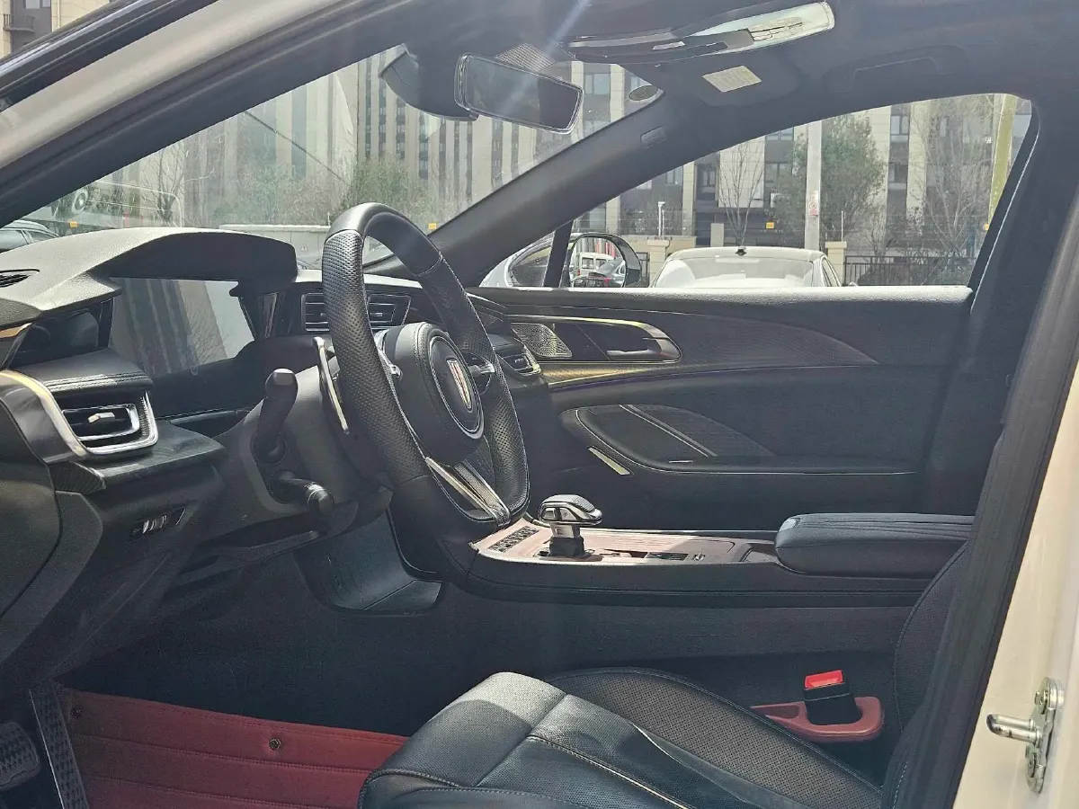 2023 HongQi H6 2.0T 252HP L4 8AT,autocango,china used car exporter,china ev exporter,chinese used car exporter,chinese used ev exporter