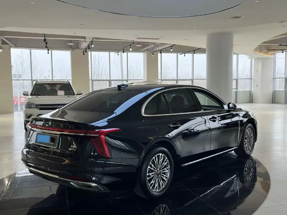 2024 HongQi H5 1.5T 169HP L4 7DCT,autocango,china used car exporter,china ev exporter,chinese used car exporter,chinese used ev exporter