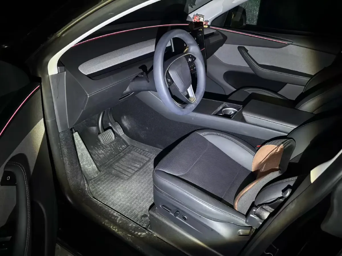 2024 Iveco OuSheng BEV 77.28KWH,autocango,china used car exporter,china ev exporter,chinese used car exporter,chinese used ev exporter