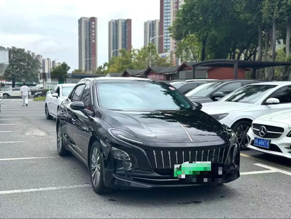 2024 HongQi E-QM5 BEV 60KWH,autocango,china used car exporter,china ev exporter,chinese used car exporter,chinese used ev exporter