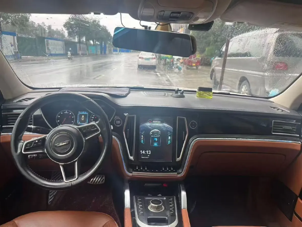 2017 Zotye T700 1.8T 177HP L4 6DCT,autocango,china used car exporter,china ev exporter,chinese used car exporter,chinese used ev exporter